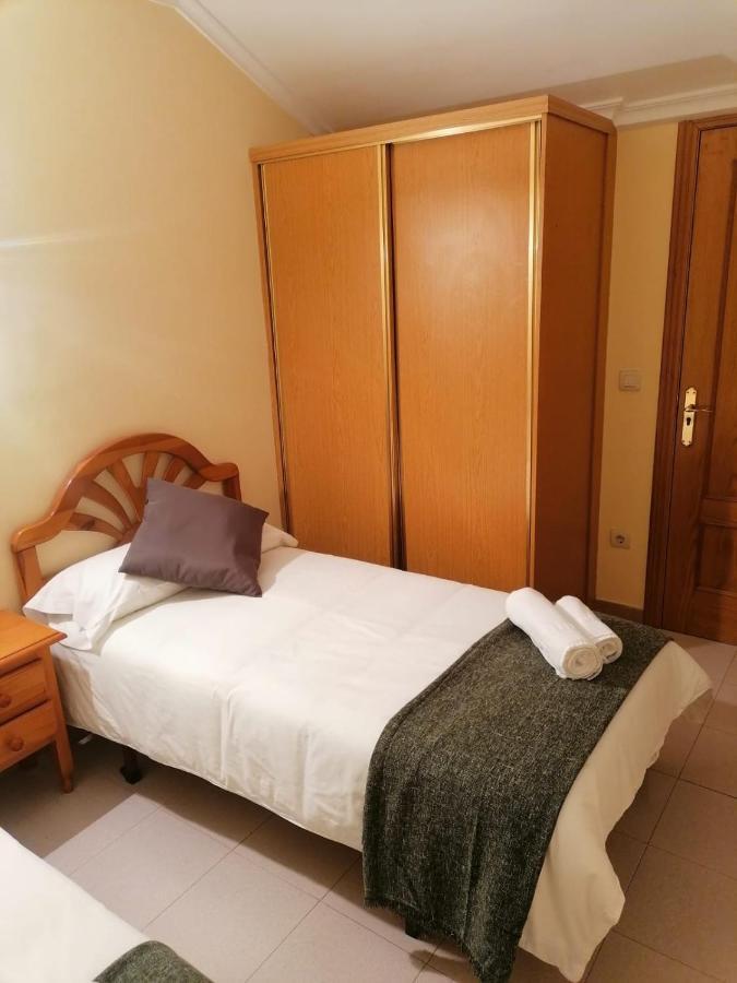 Albergue เซอร์เวรา เด ปิซูเอร์กา ภายนอก รูปภาพ
